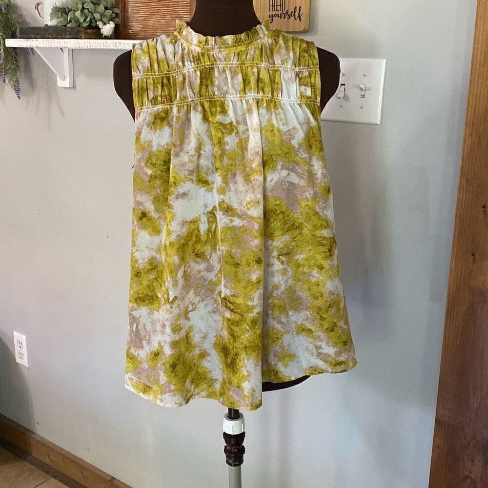 NWT joie summer porcelain smocked neck sleeveless shirt top blouse size medium v